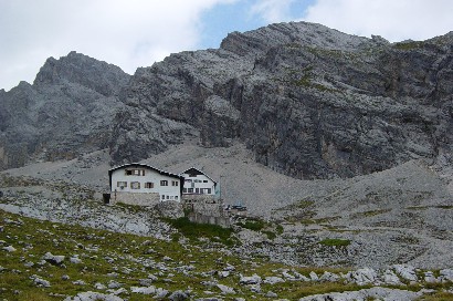 Knorrhütte, 2.051 m